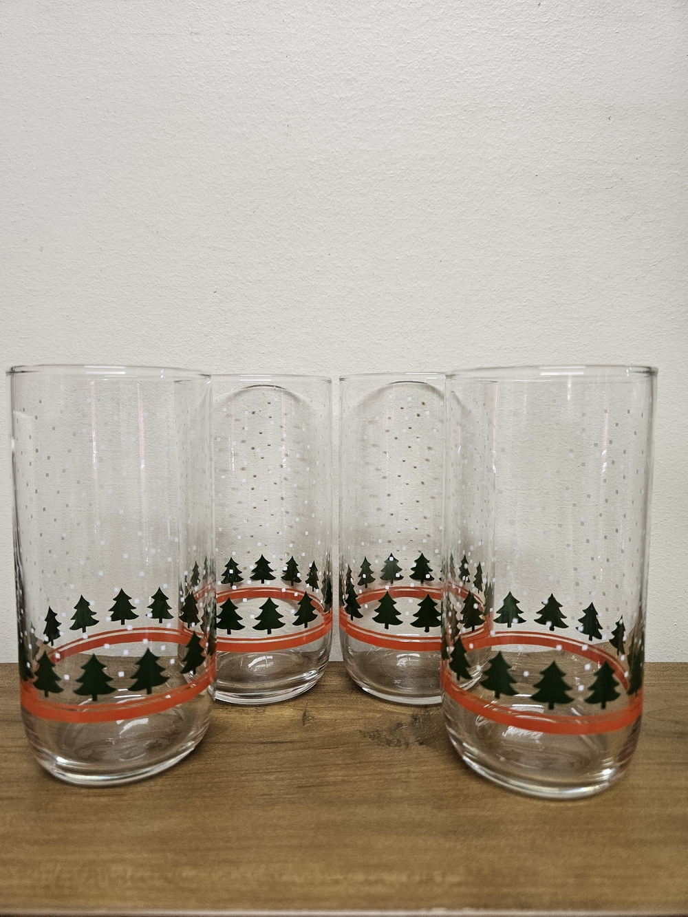 Vintage Libbey Glass Winter Wonderland Holiday Tree Glasses Set of 4 1980s 12oz